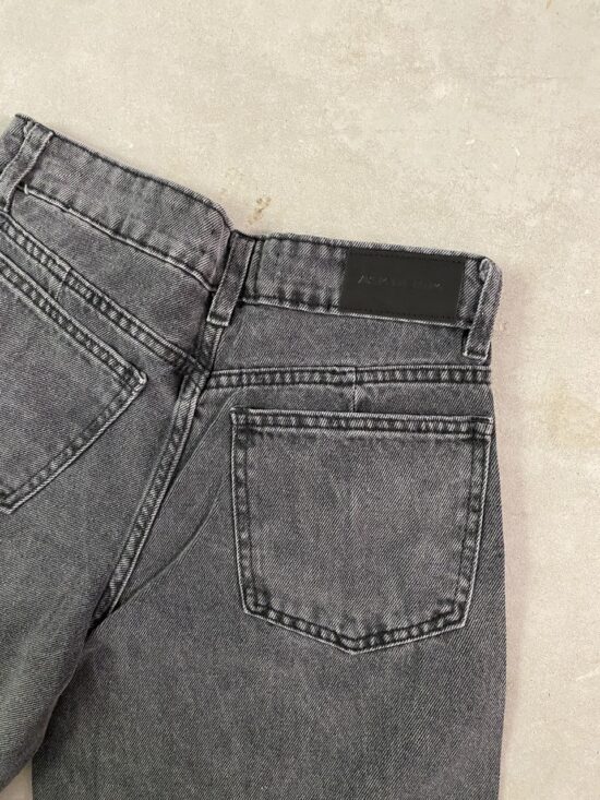 Wide-Leg Gris Tiro Medio Semi-Quebrado