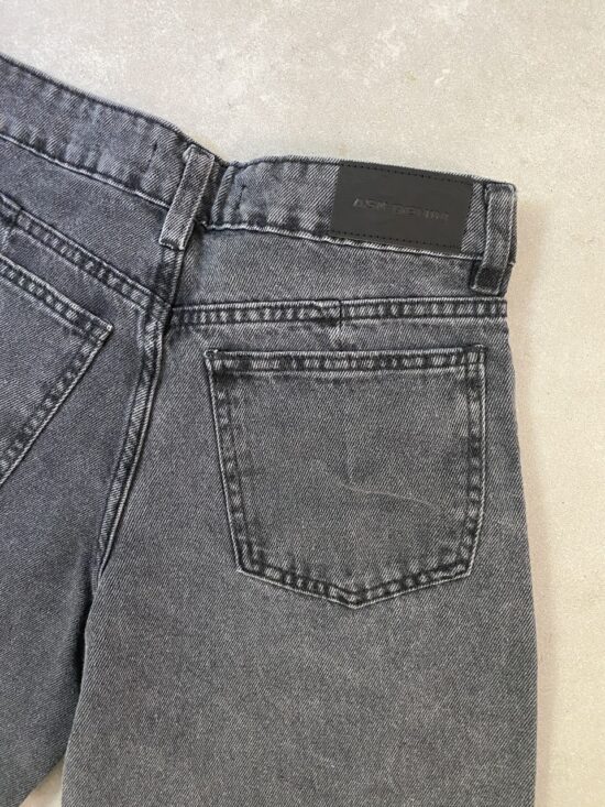 Wide-Leg Gris Tiro Medio Semi-Quebrado Raspados Delantero y Trasero