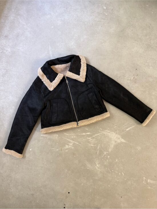 Gamulan Reversible Negro/Corderito Beige