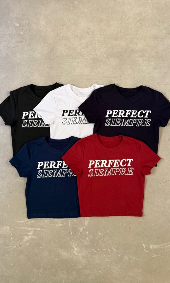 Remera Little Perfect Siempre