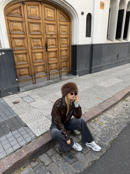 Campera Cuerina Crop Choco