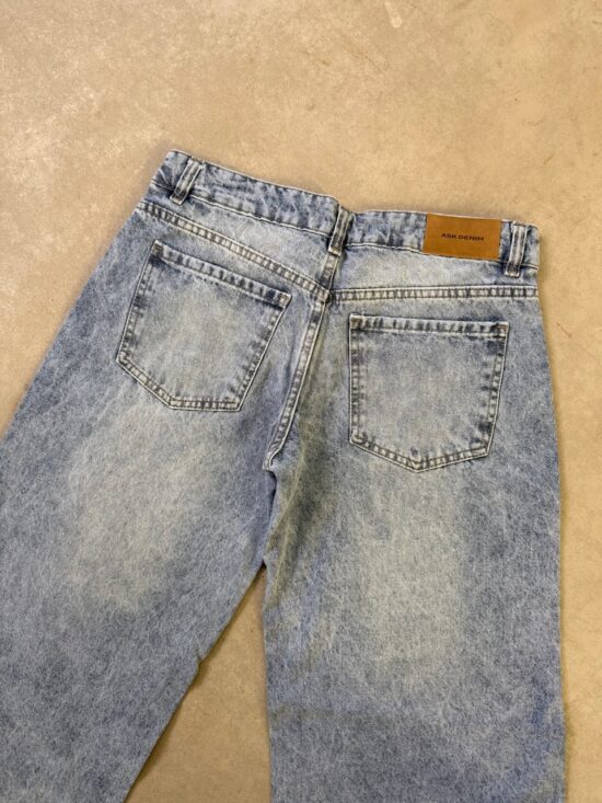 Wide-Leg Celeste Tiro Bajo Acid Quebrado Localizado Suave