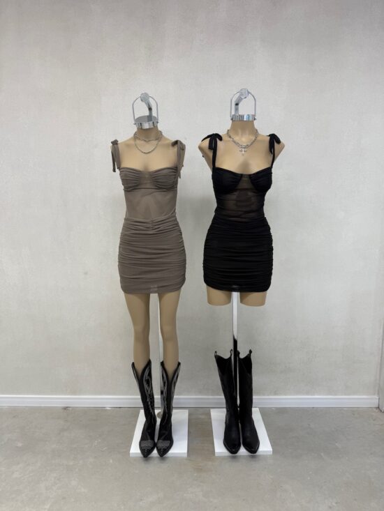 Vestido Taza Fruncida Con Tiras Para Atar Microtul