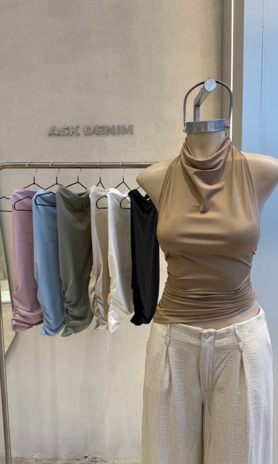 Top Cuello Halter Con Botones Microfibra