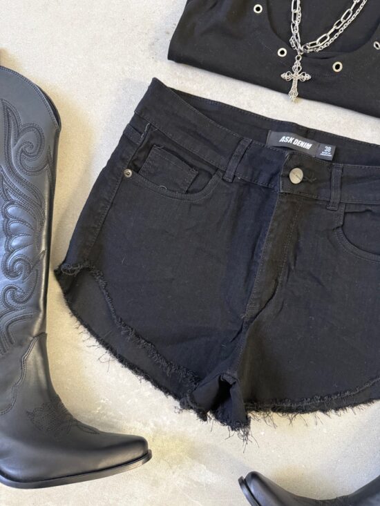 Short Negro Tiro Medio Desflecado Elastizado