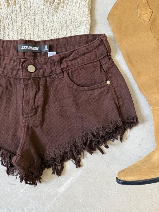 Short Marrón Tiro Bajo Desflecado - Marrón, 40