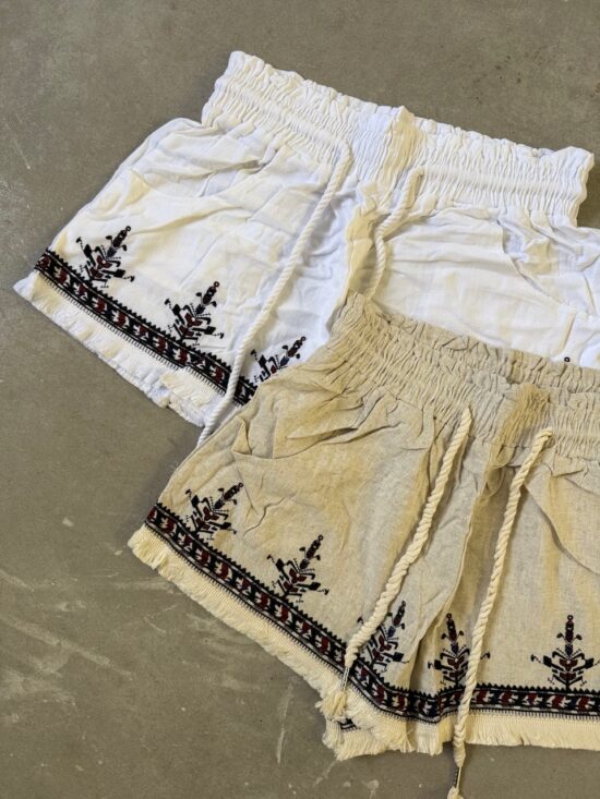 Short Bordado Tradicional con Elástico en la Cintura