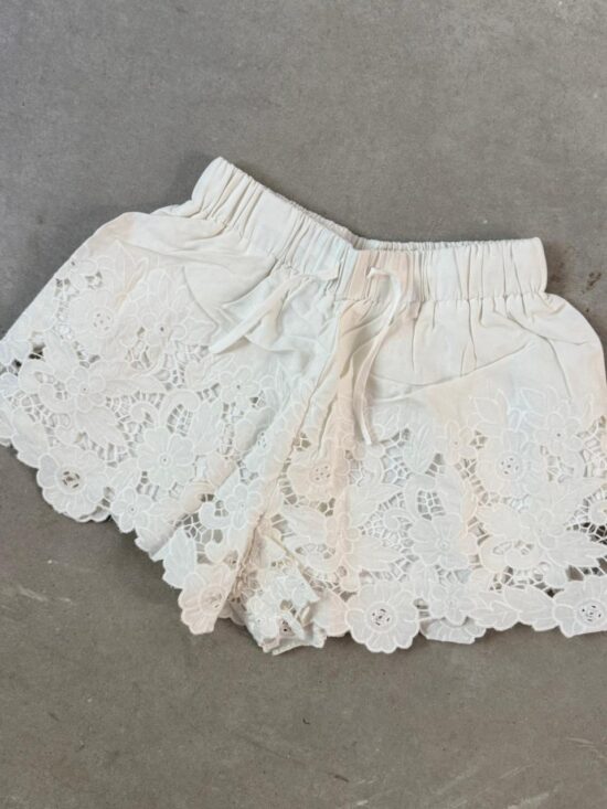 Short Broderie Elástico en la Cintura