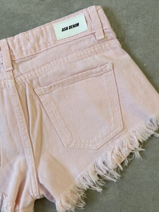 Short Rosa Claro Tiro Bajo Desflecado