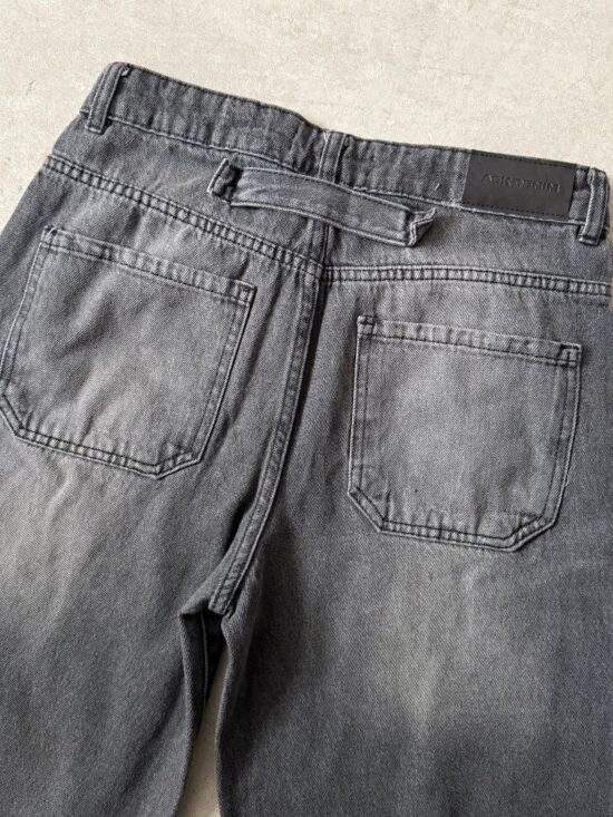 Wide-Leg Gris Tiro Medio Localizado Bigotes Presilla Trasera