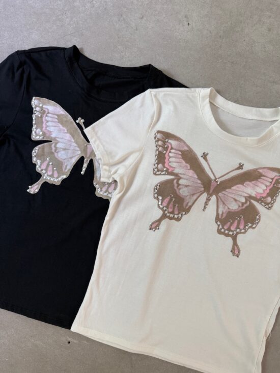 Remera Little Mariposas Tachas