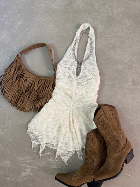 Vestido Falda Pico Encaje