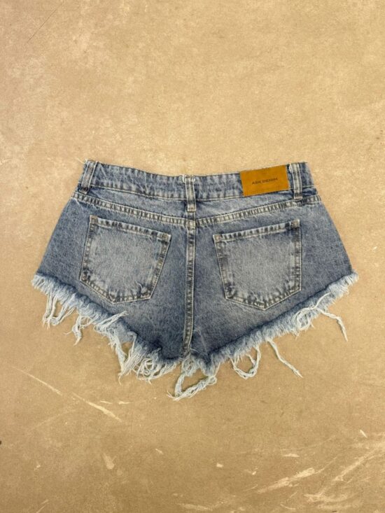 Short Azul Claro Tiro Bajo Desflecado Acid Quebrado