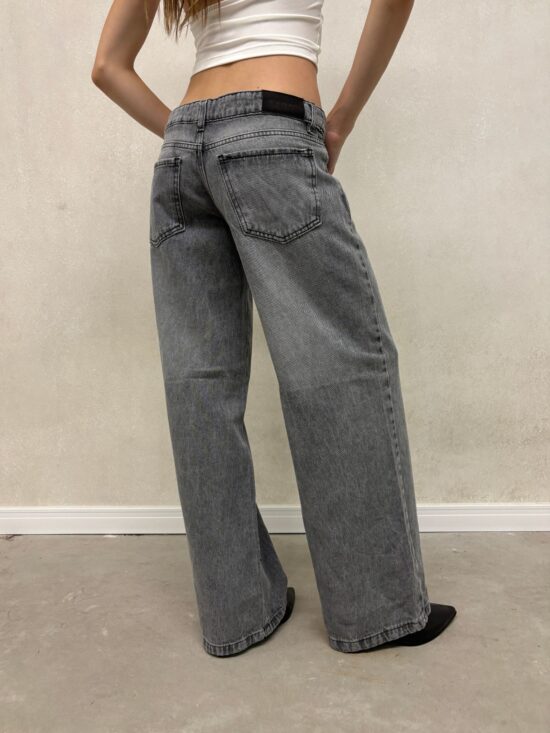 Wide-Leg Gris Tiro Bajo Bigotes