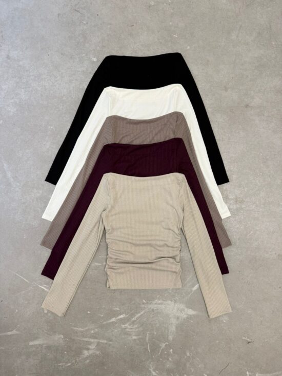 Top Manga Larga Off Shoulder Lanilla