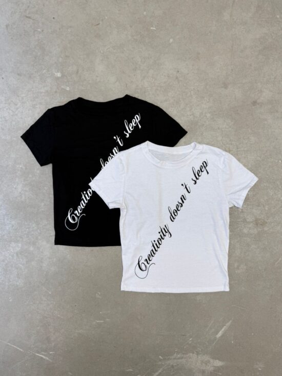 Remera Little CREATIVITY DOESN'T SLEEP
