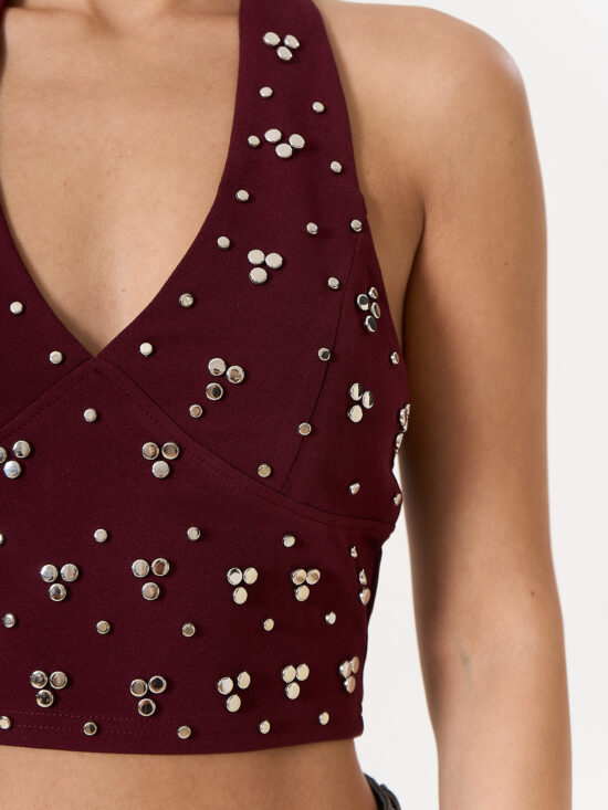 Top Halter Escote V Tachas