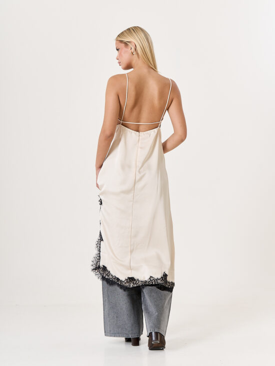 Vestido de Saten Lencero con Tazas de Encaje