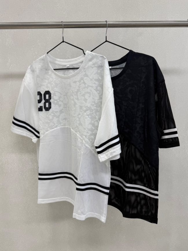 Remeron 28 con lineas en mangas